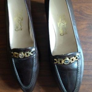Women's Brown Ferragamo Leather Shoes made in Ital